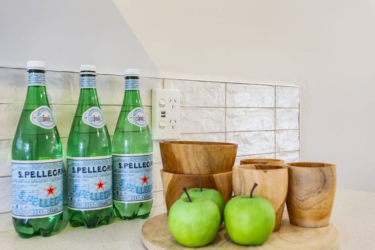 Photo of property in 1/106 Charles Street, Waltham, Christchurch, 8011