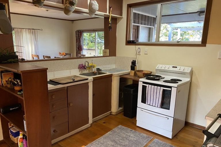 Photo of property in 11 Penzance Road, Mairangi Bay, Auckland, 0630