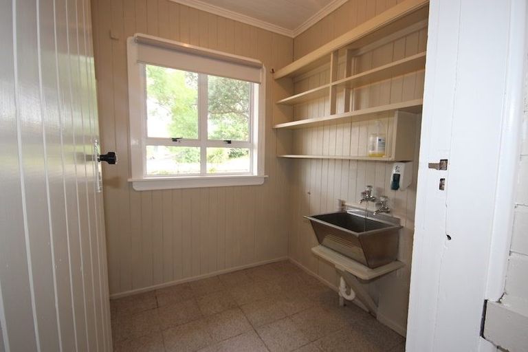 Photo of property in 2 Mary Street, Huntly, 3700