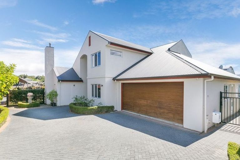 Photo of property in 19 Navigation Drive, Whitby, Porirua, 5024