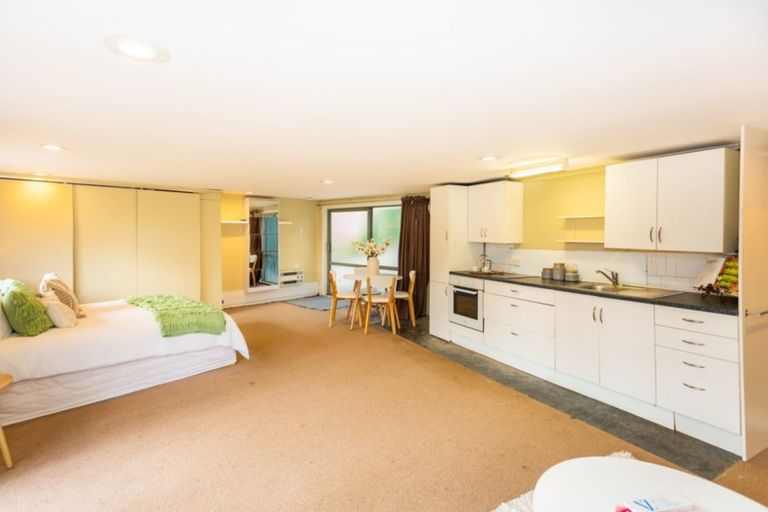 Photo of property in 121 Saint Martins Road, Saint Martins, Christchurch, 8022