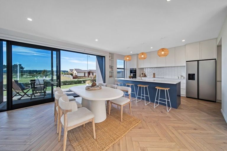 Photo of property in 14 Rapaki Street, Pegasus, 7612