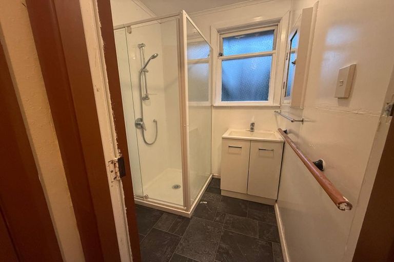 Photo of property in 7 Cumberland Grove, Cannons Creek, Porirua, 5024