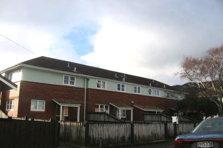 Photo of property in 17 Hawkins Street, Waiwhetu, Lower Hutt, 5010