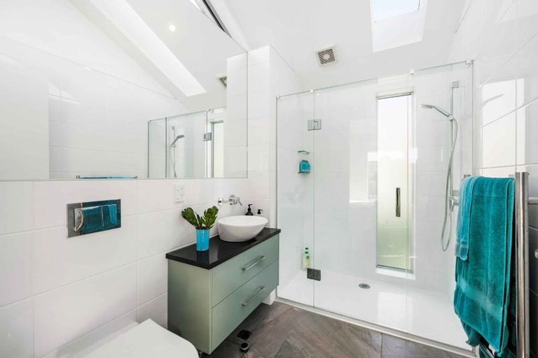 Photo of property in 321a The Terrace, Te Aro, Wellington, 6011
