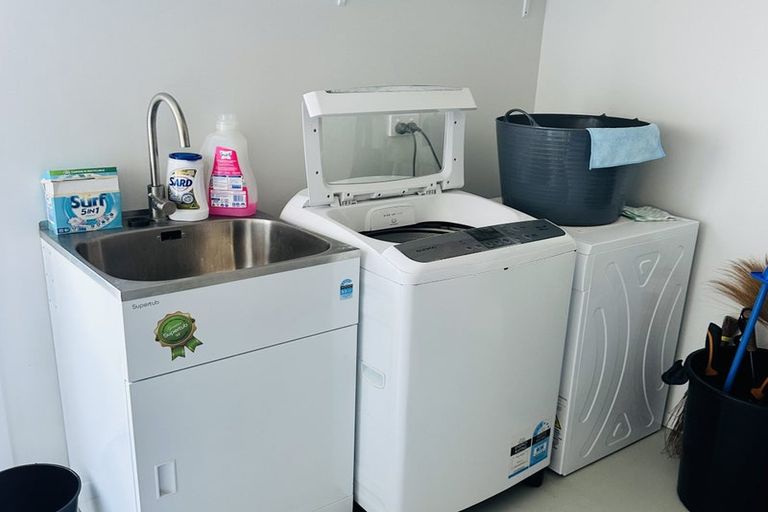 Photo of property in 9/19 Ruakiwi Road, Hamilton Lake, Hamilton, 3204