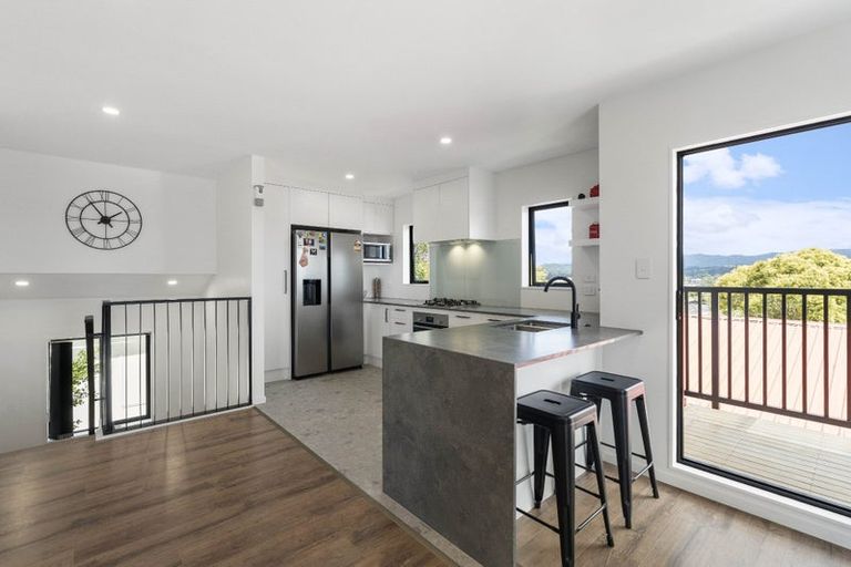 Photo of property in 16 James Laurie Street, Henderson, Auckland, 0612