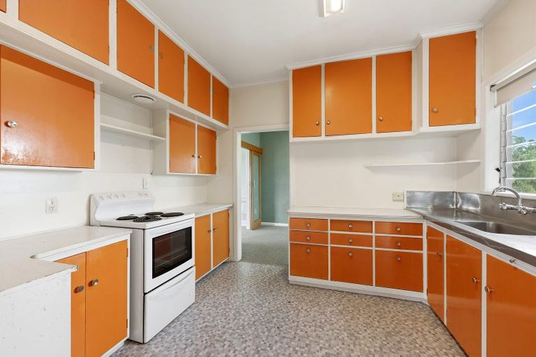 Photo of property in 24 Birkdale Road, Birkdale, Auckland, 0626