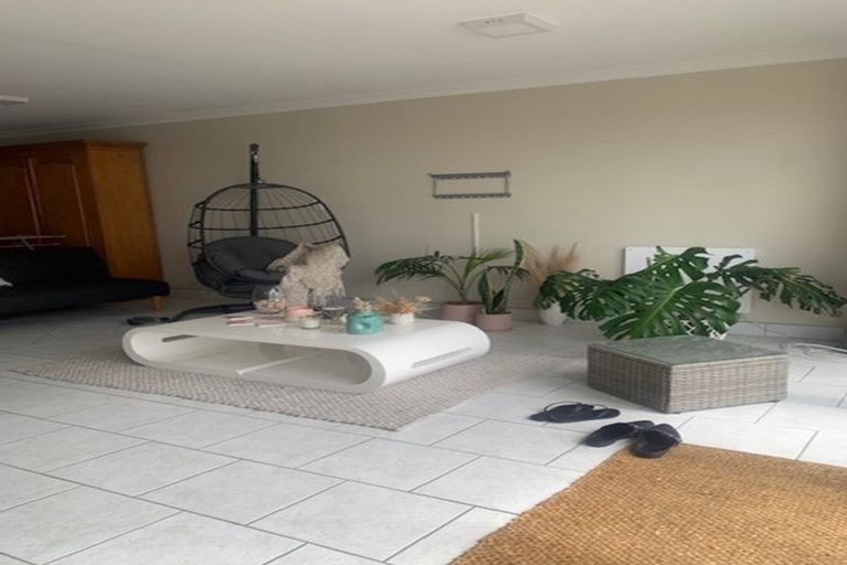 Photo of property in 171 Marine Parade, Mount Maunganui, 3116