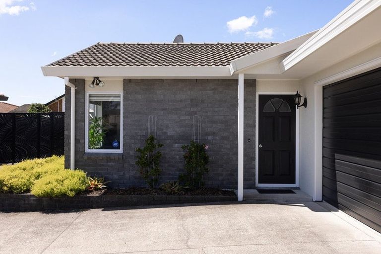 Photo of property in 27 Balmacewen Place, Mount Maunganui, 3116