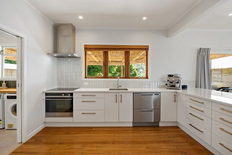 Photo of property in 18 Olwyn Terrace, Dinsdale, Hamilton, 3204