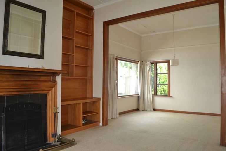 Photo of property in 30 Thompson Street, Mount Cook, Wellington, 6011