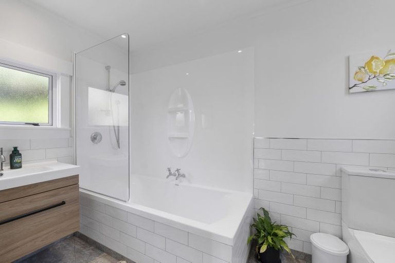 Photo of property in 26 Mclean Street, Strandon, New Plymouth, 4312