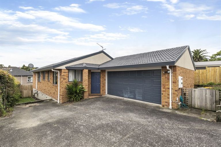Photo of property in 13a Pax Avenue, Forrest Hill, Auckland, 0620