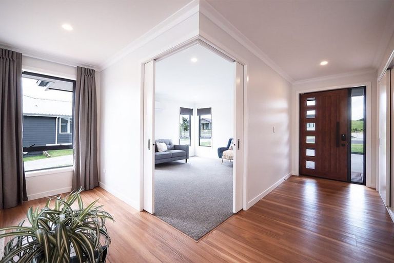 Photo of property in 38 Admiralty Drive, Haruru, 0204