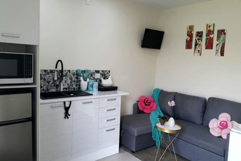 Photo of property in 14 Judd Place, Orewa, 0931