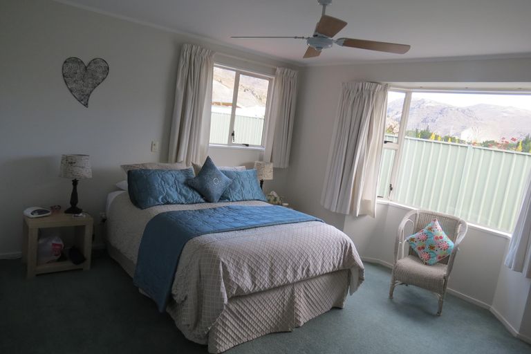 Photo of property in 64 Erris Street, Cromwell, 9310