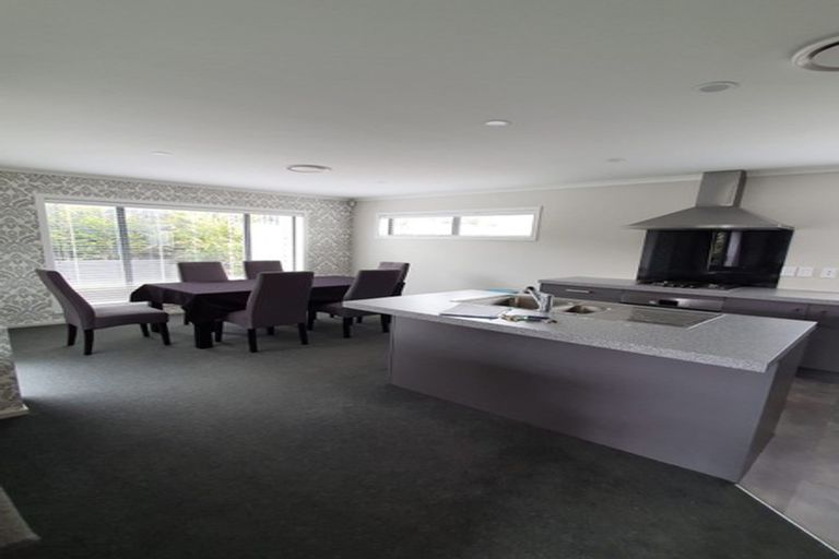 Photo of property in 382u1 Cobham Drive, Hillcrest, Hamilton, 3216