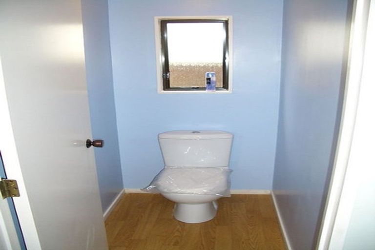 Photo of property in 3/94 Birkenhead Avenue, Birkenhead, Auckland, 0626