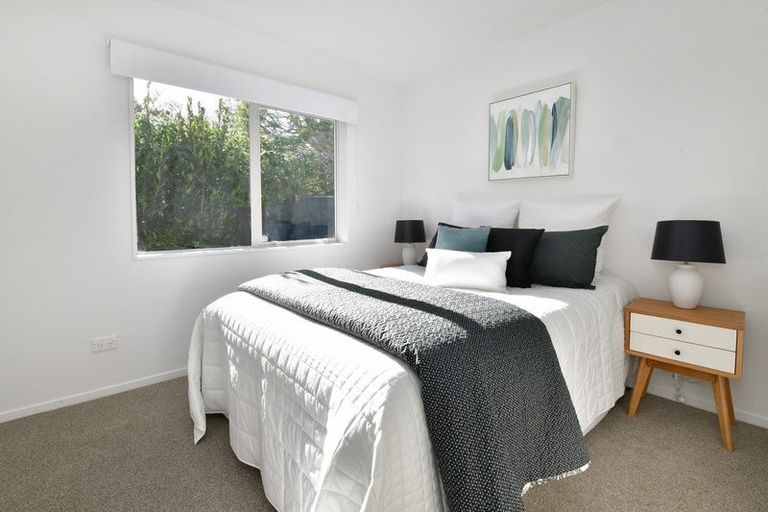 Photo of property in 17a Hatton Road, Orewa, 0931
