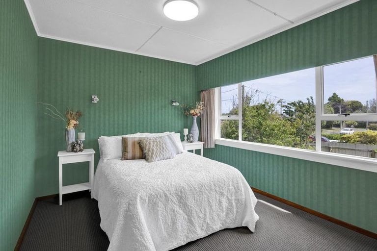 Photo of property in 90 Manawapou Road, Hawera, 4610