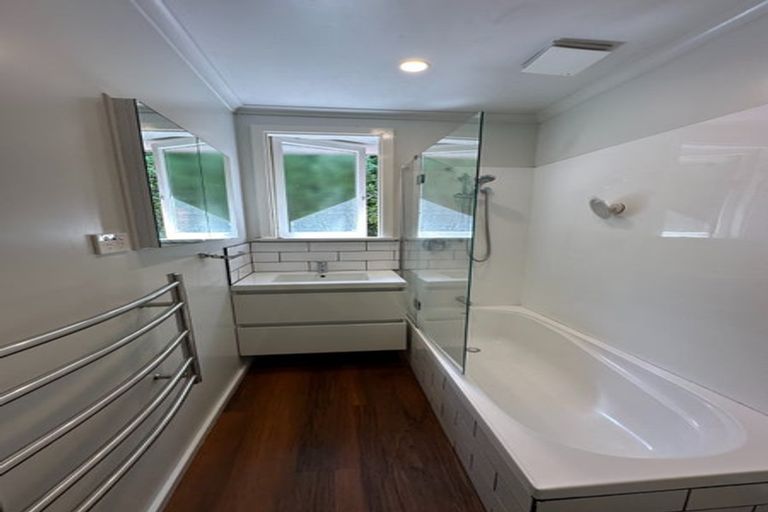 Photo of property in 16 Forfar Street, Clyde Hill, Dunedin, 9011