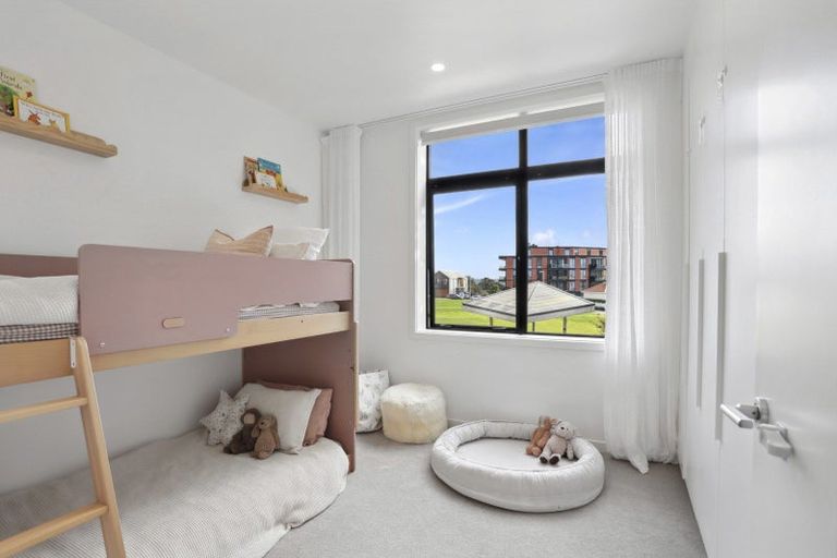 Photo of property in 45b Hudson Bay Road, Hobsonville, Auckland, 0616