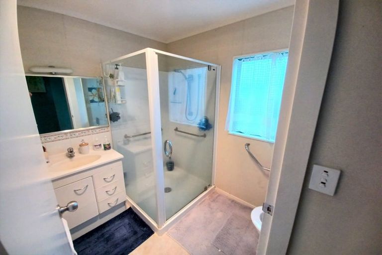 Photo of property in 22 Lee Street, Te Puke, 3119