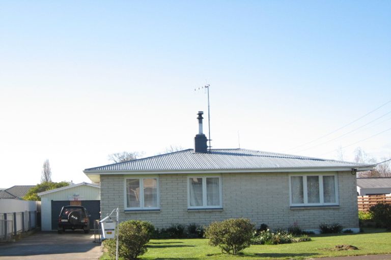 Photo of property in 18 Jull Crescent, Waipukurau, 4200
