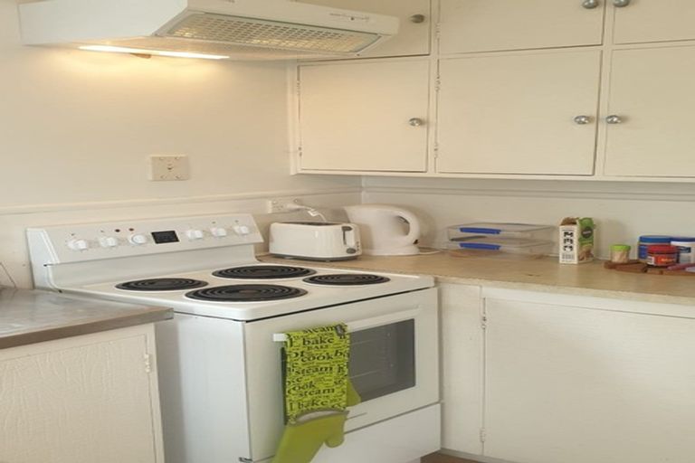 Photo of property in 9a Sheridan Street, Silverdale, Hamilton, 3216