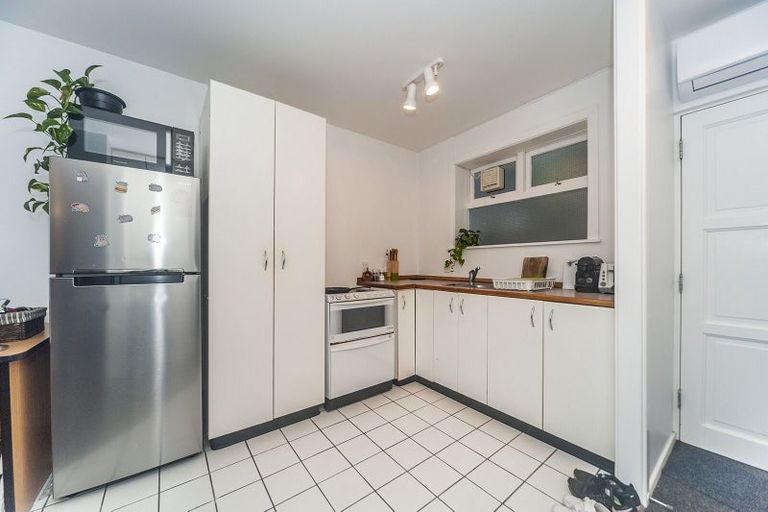 Photo of property in Parkland Flats, 51u5 Adams Terrace, Kelburn, Wellington, 6021