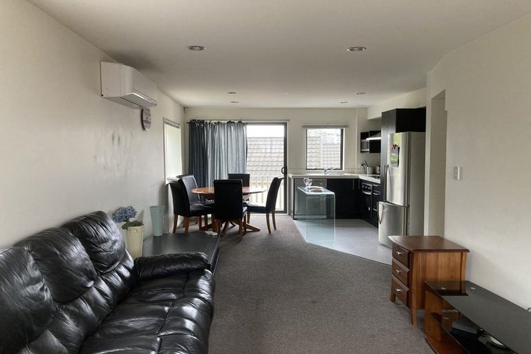 Photo of property in 11 Gordon Place, Newtown, Wellington, 6021