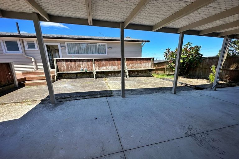 Photo of property in 1/82 Manuka Road, Glenfield, Auckland, 0629
