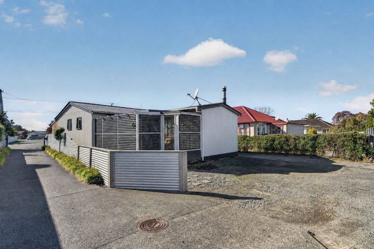 Photo of property in 100 Kuripuni Street, Kuripuni, Masterton, 5810