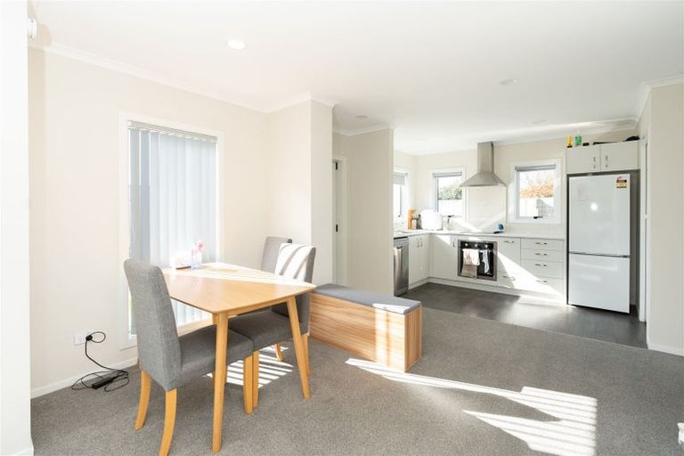 Photo of property in 186u1 Cambridge Road, Hillcrest, Hamilton, 3216
