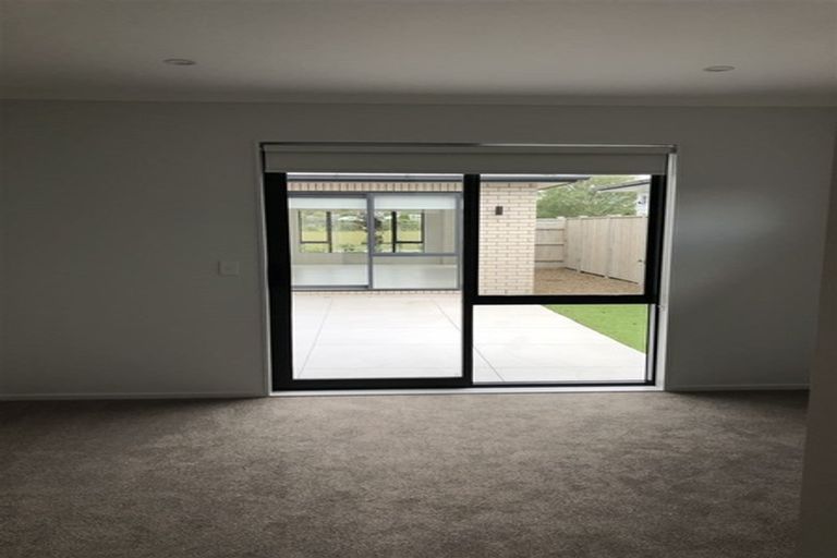 Photo of property in 82 Te Napi Drive, Takanini, 2112