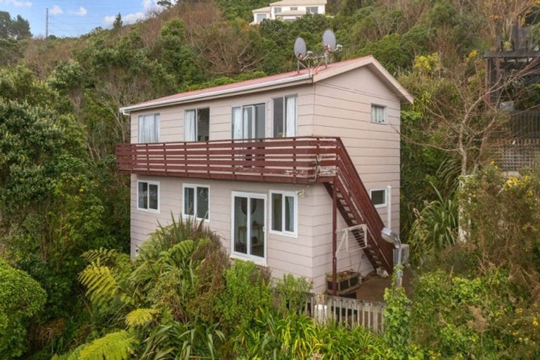 Photo of property in 1/60 Winston Street, Crofton Downs, Wellington, 6035