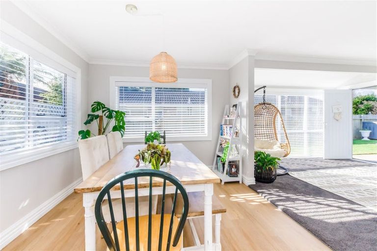 Photo of property in 39 The Drive, Paraparaumu Beach, Paraparaumu, 5032