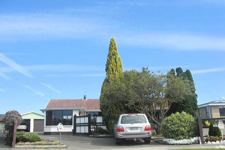 Photo of property in 6 Lawrence Place, Blenheim, 7201