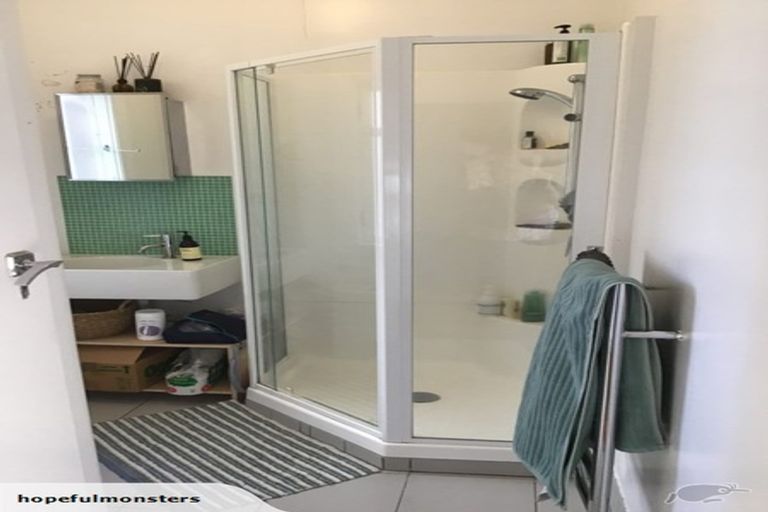 Photo of property in 1u7 Earls Terrace, Mount Victoria, Wellington, 6011