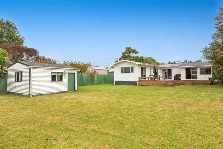 Photo of property in 50 Awaroa Road, Helensville, 0800