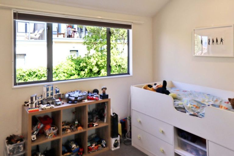 Photo of property in 89u3 Washington Avenue, Brooklyn, Wellington, 6021