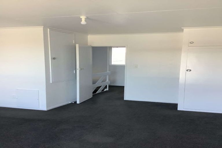 Photo of property in 2/86 Picton Avenue, Riccarton, Christchurch, 8011