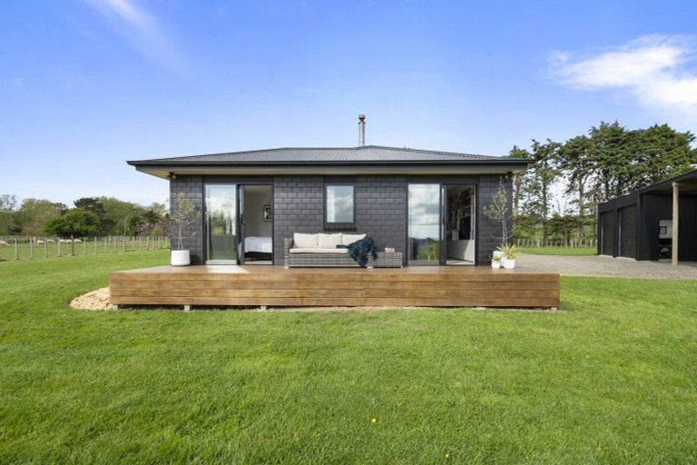Photo of property in 336 Valley Road, Colyton, 4775