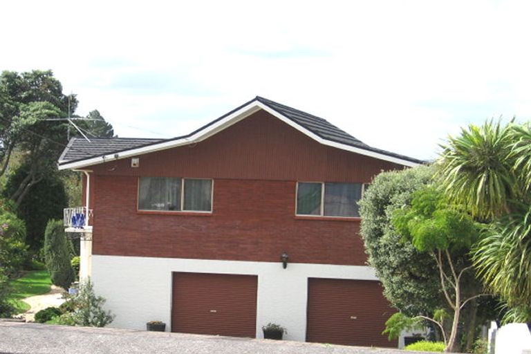 Photo of property in 30 Colwill Road, Massey, Auckland, 0614