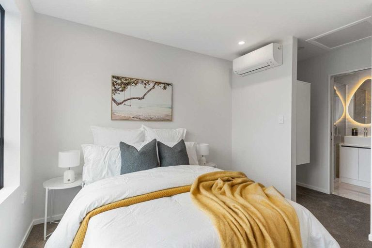 Photo of property in 78e Kelman Road, Kelston, Auckland, 0602