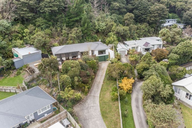Photo of property in 14 Bull Avenue, Wainuiomata, Lower Hutt, 5014