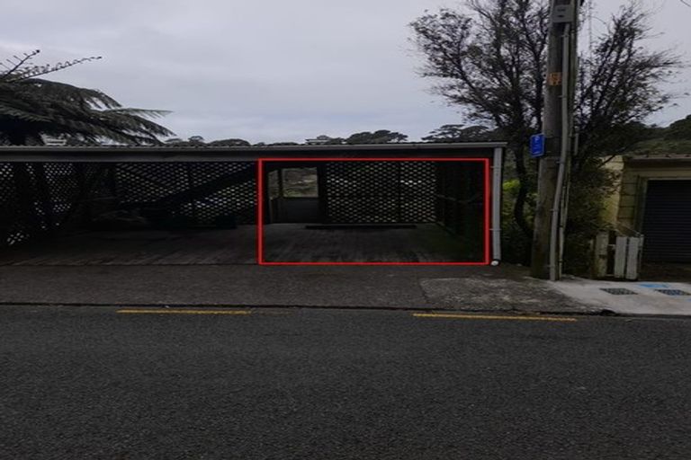 Photo of property in 2/85 Garden Road, Northland, Wellington, 6012