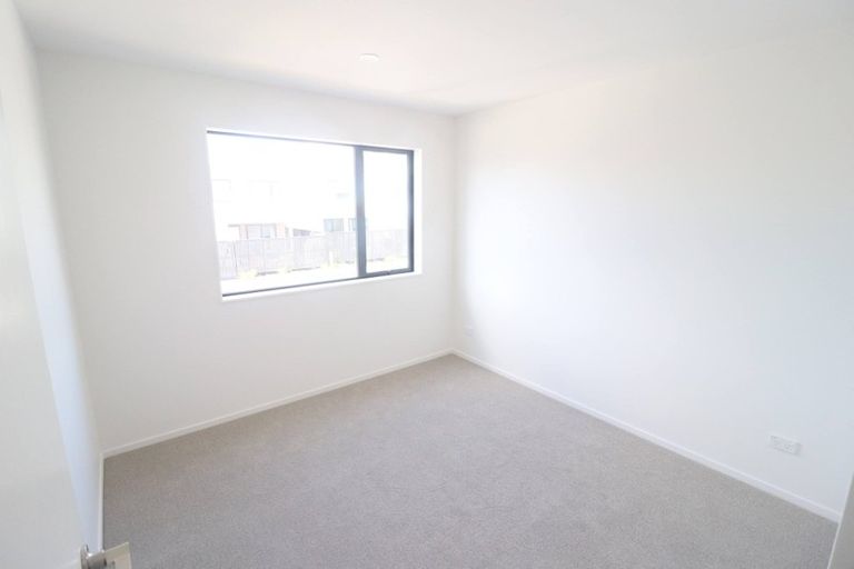 Photo of property in 20 Hiki Street, Hobsonville, Auckland, 0616