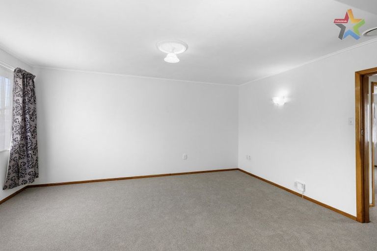Photo of property in 8 Stamford Grove, Avalon, Lower Hutt, 5011